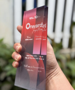 Cúp Vinh Danh Pha Lê